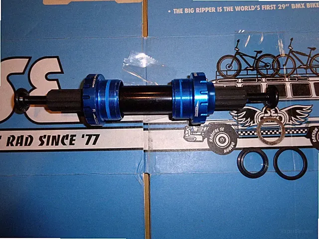 SE RACING BIKES DJ Ripper / Quad complete BB Euro with 8 x 19mm x 165mm Axle
