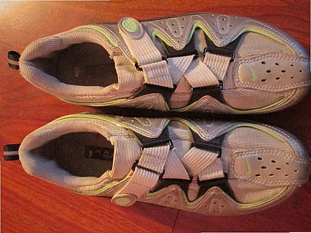 WOMENS NIKE TRIATHLON TIME TRIAL TT ROAD MTB CYCLING SILVER GREEN SHOES EURO 39